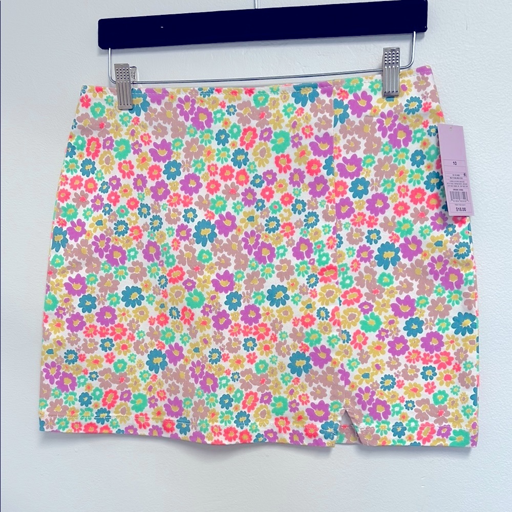 Wild Fable NWT Summer Multicolored Floral Lightweight Womens Size 10 Mini Skirt